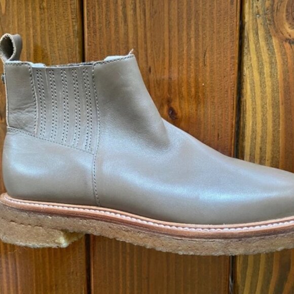 Botkier Women's Pull On Chelseas Bootie Taupe Size 6.5 - Picture 6 of 8